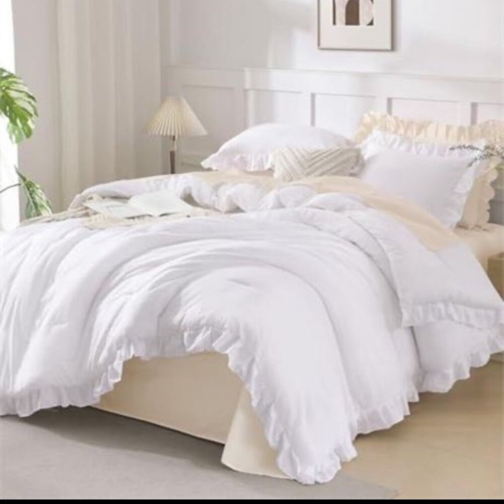 Ruffled White Comforter Set With Pillowcases - Full Size Soft Cotton Blend Light